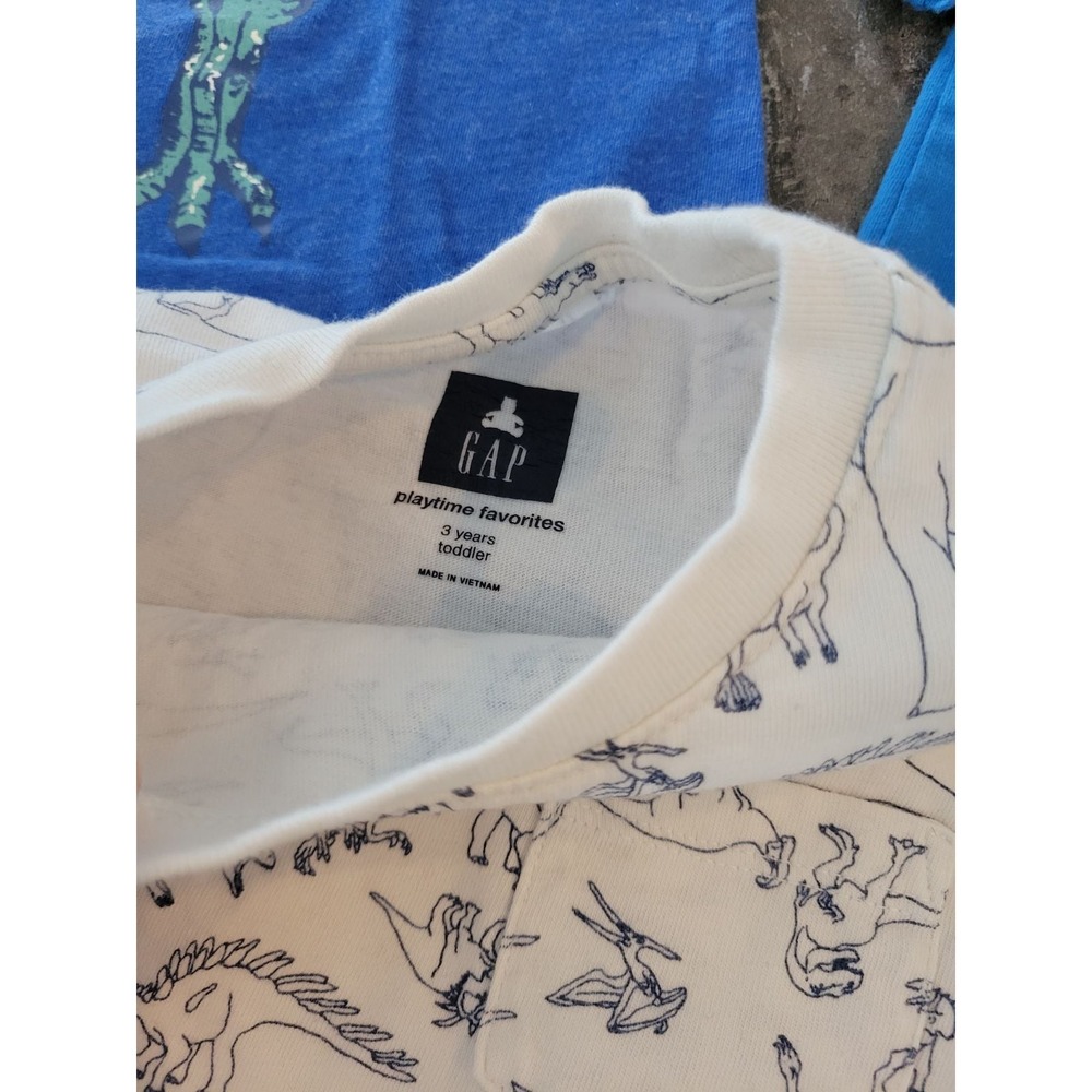 Dino t-shirt bundle 3T - Picture 2 of 7